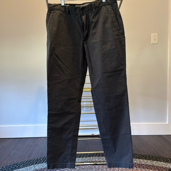 Banana Republic Chinos - Picture 1 of 4
